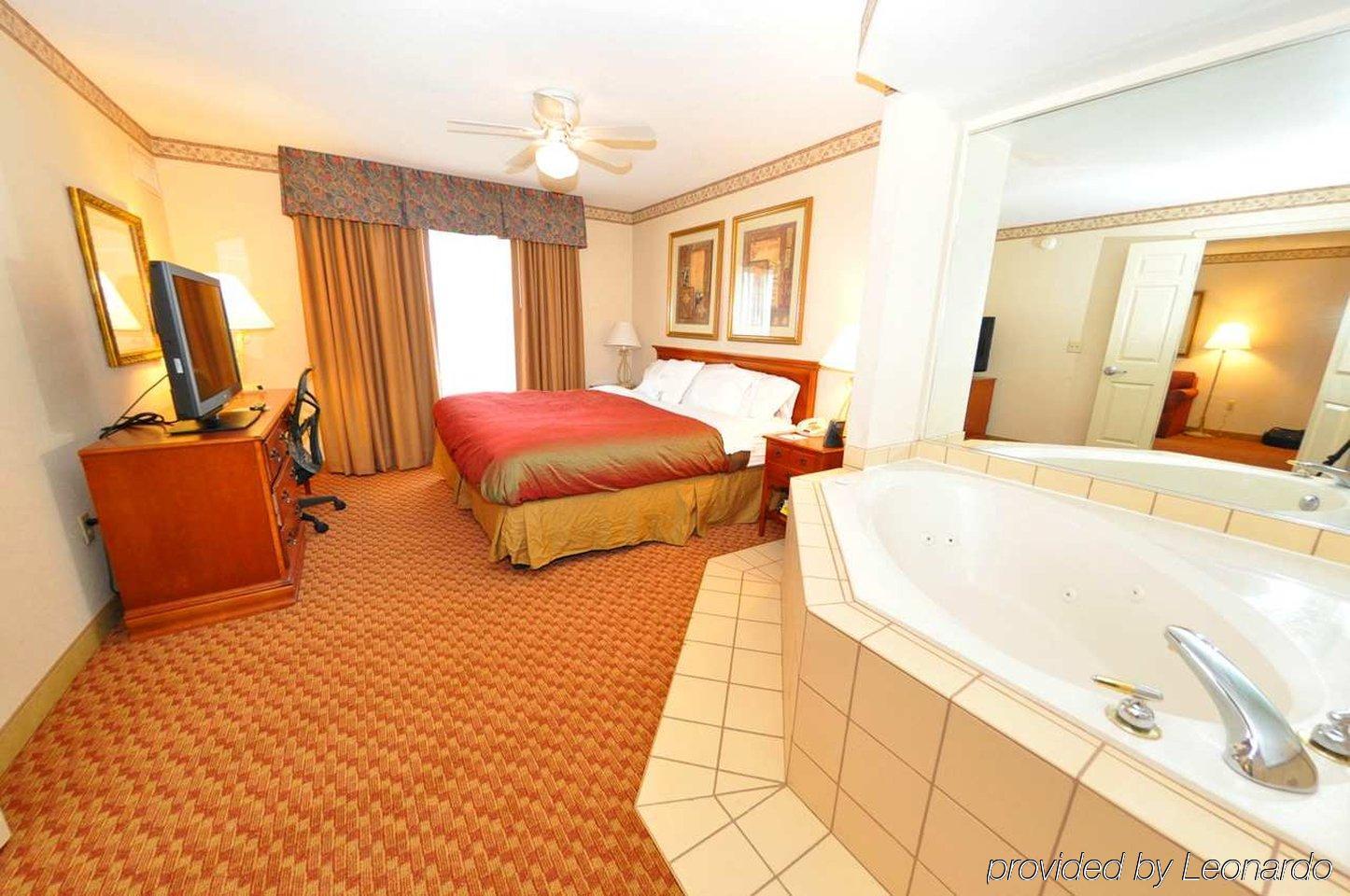 Homewood Suites By Hilton Richmond - Airport Сендстон Номер фото
